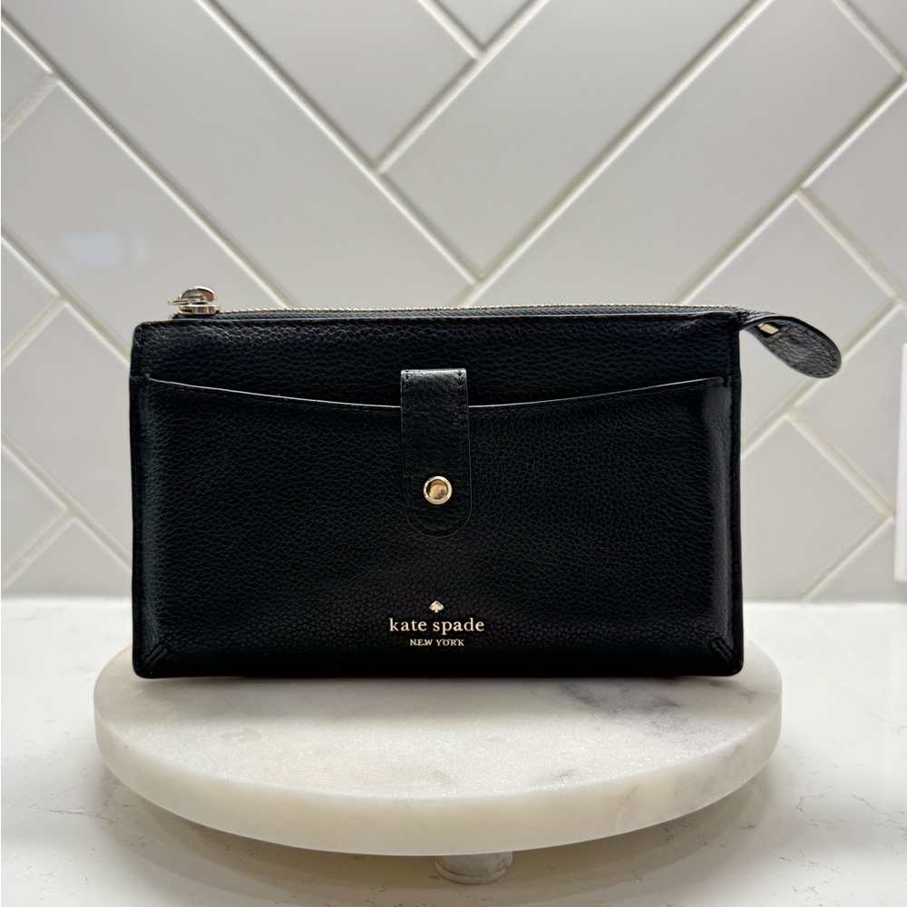 Kate Spade Black Leather Wallet on Chain Clutch